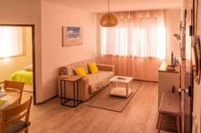 Cozy 1-bedroom apartment 5 min from the beach